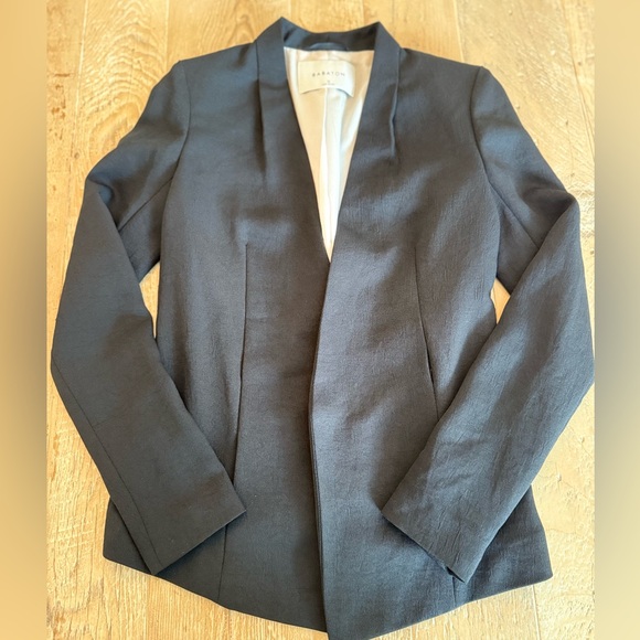 Babaton Jackets & Blazers - Babaton Black Open-Front Tailored Blazer NWOT size 0